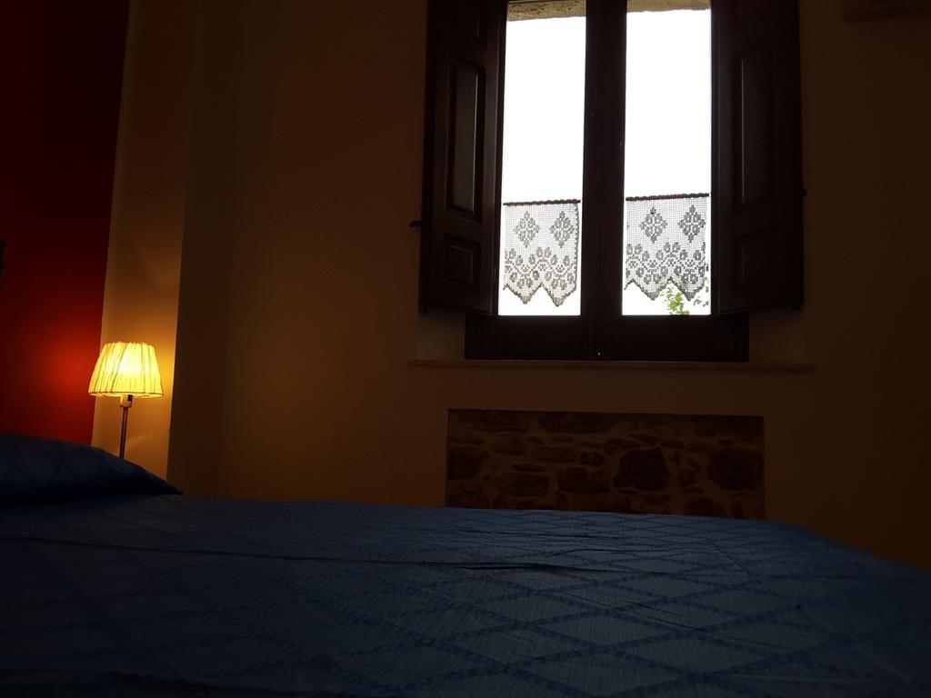 Casa Nel Vigneto Ericeゲストハウス エクステリア 写真